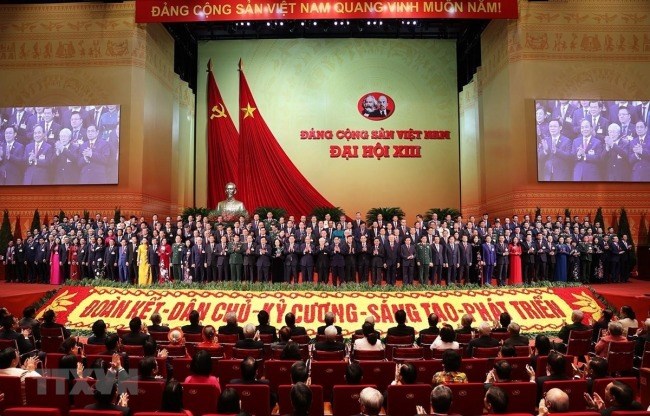 Ban Chấp hành Trung Ương Đảng khóa XIII ra mắt Đại hội