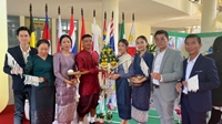 Lưu học sinh sôi nổi tham gia hoạt động chào mừng Ngày Nhà giáo Việt Nam 20 11